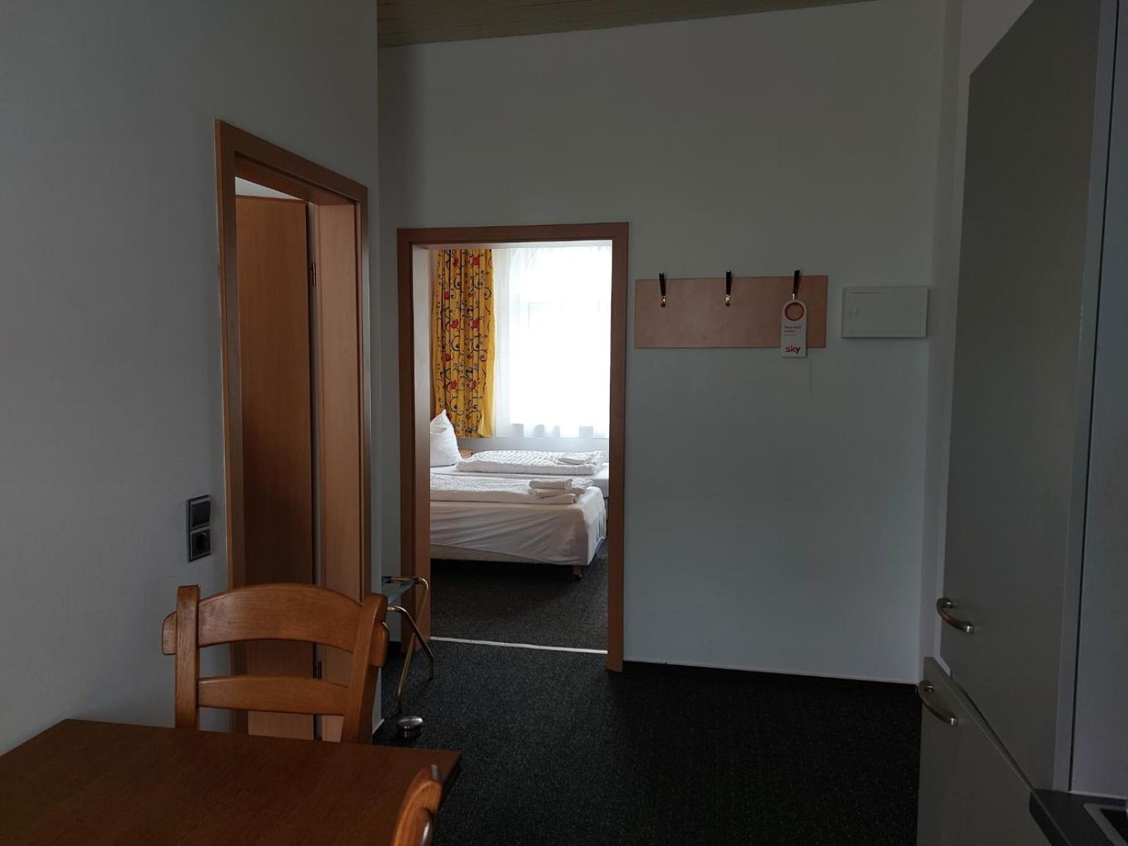 Gaestezimmer Gasthof Becker Hotel Wulfrath Exterior photo